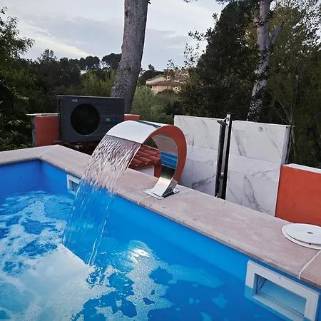 Relax House Barcelone Villa Sant Esteve Sesrovires Exterior photo