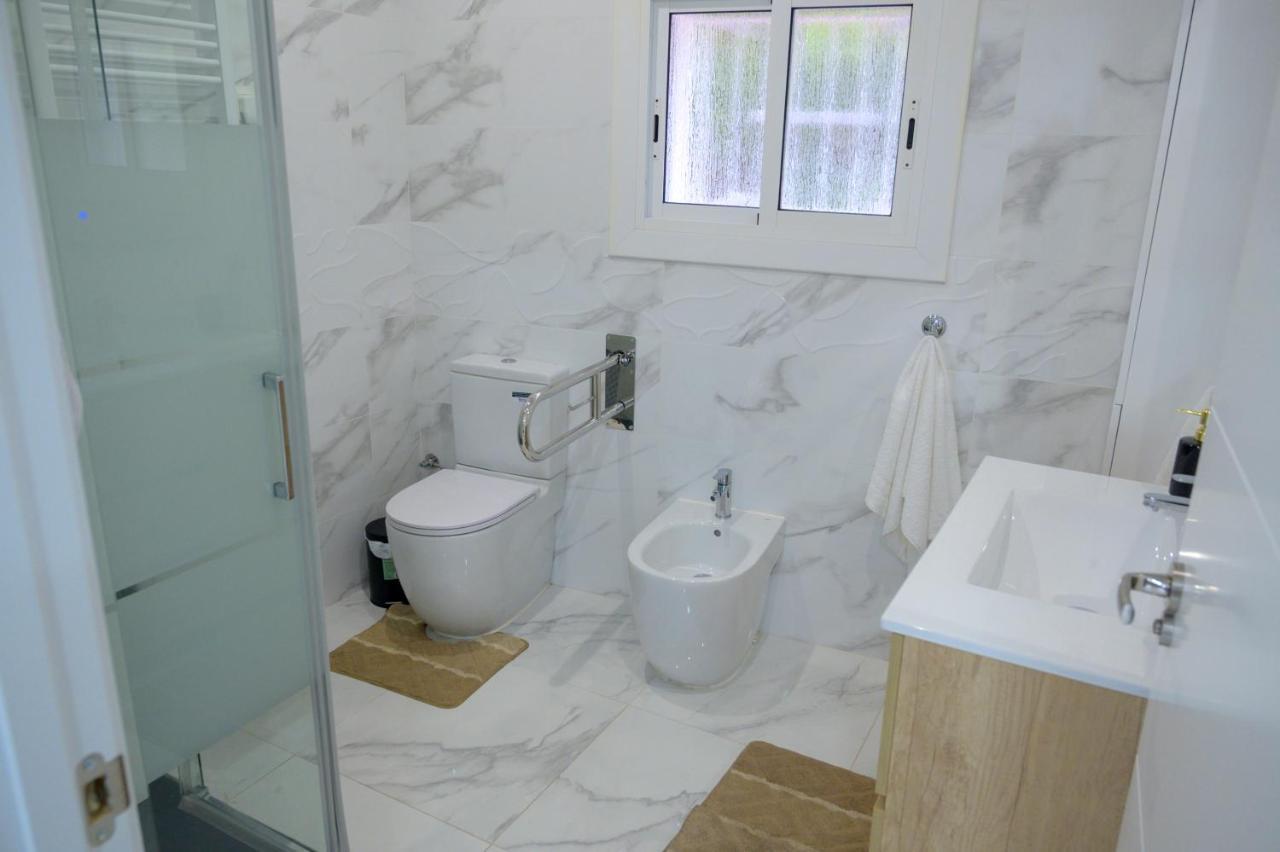 Relax House Barcelone * Sant Esteve Sesrovires