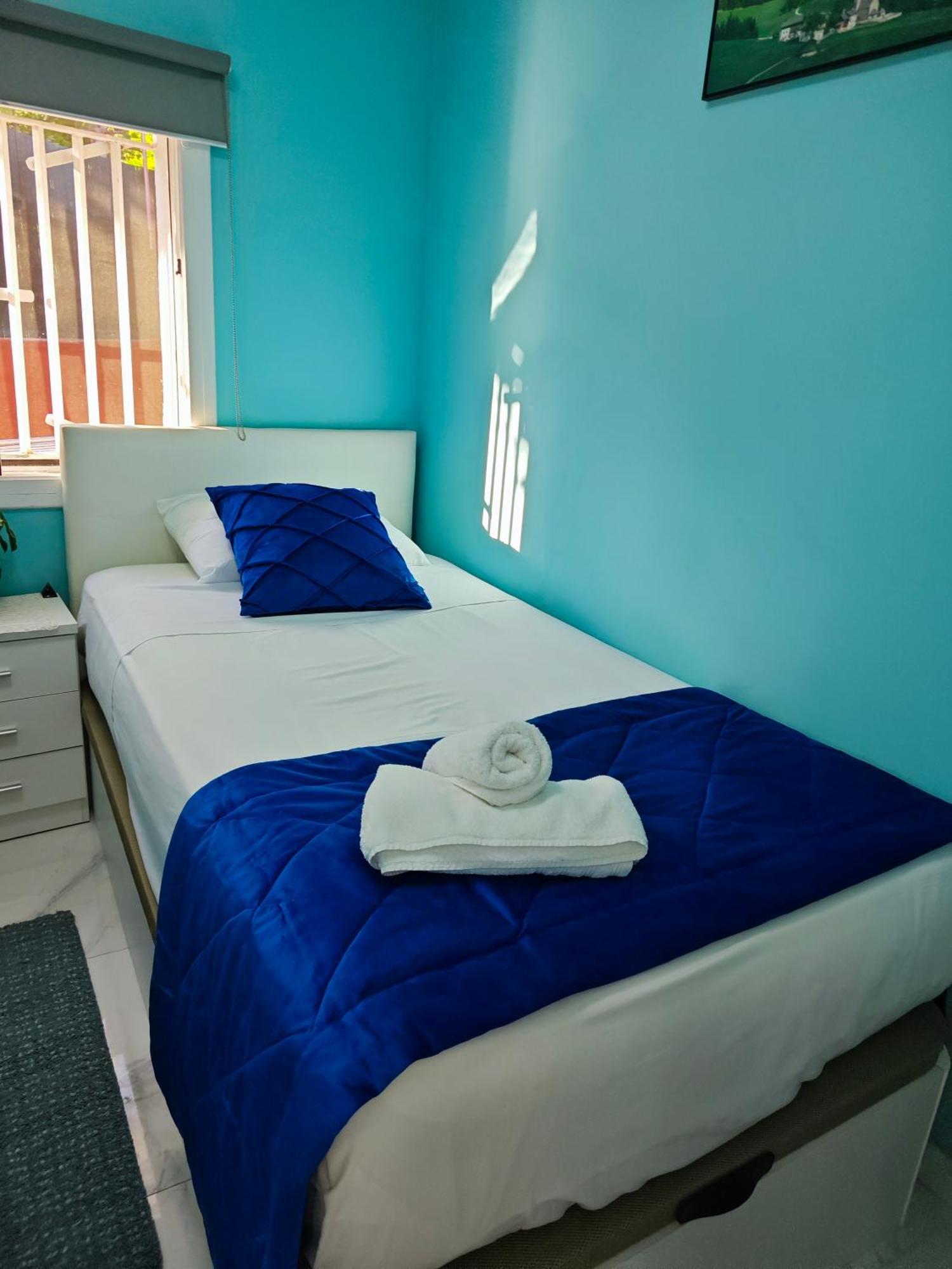 Relax House Barcelone Holiday home Sant Esteve Sesrovires